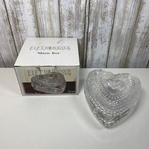 Fifth Avenue Crystal Heart Music Box Faceted Glass Plays ‘Romeo and Juliet NEW
